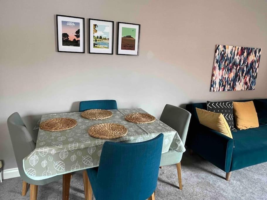 Town Centre Apartment With Parking Wallingford Dış mekan fotoğraf